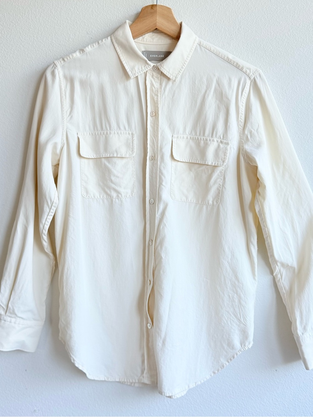 Everlane 100% Washable Silk Ivory Button Down Small Minimalist Classic